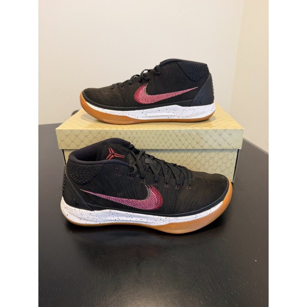 Nike Kobe Mamba Rage Black Red Gum Sole B-Ball Shoes 922482-006 Used Men Size 10